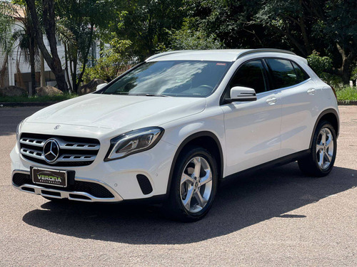 Imagem 2 de 15 de Mercedes-benz Gla 200 1.6 Cgi Flex Advance 7g-dct