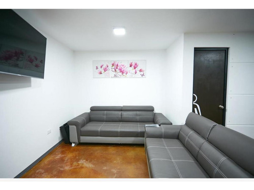Edificio En Venta En Jardines De San Manuel
