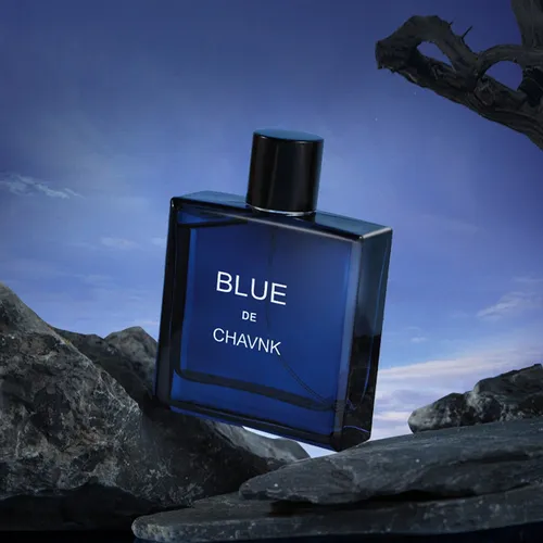 Perfume para hombre botella azul hotsell