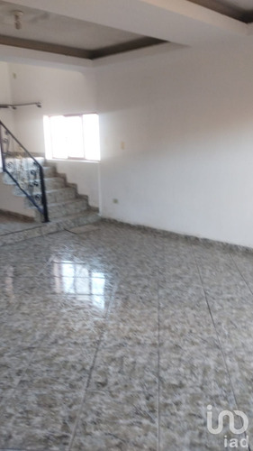 Venta Casa 3 Ambientes José López Portillo