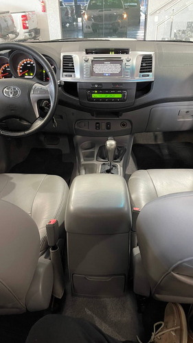 Imagem 10 de 12 de Toyota Hilux 3.0 Srv 4x4 Cd 16v Turbo Intercooler Diesel 4p