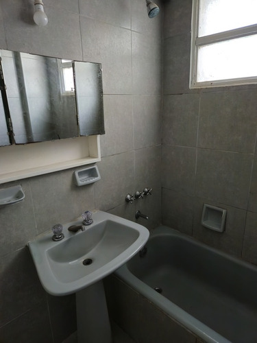 Venta Departamento 2 Ambientes En Avenida Del Libertador 1500