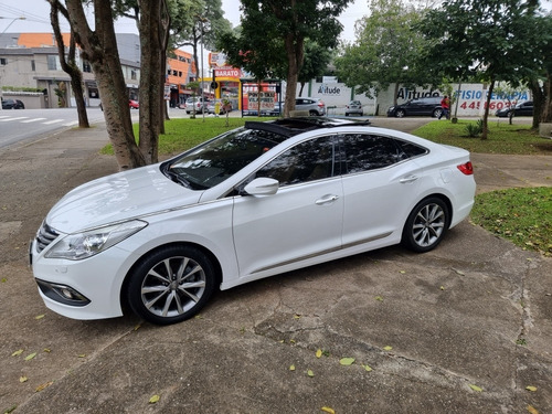 Imagem 10 de 15 de Hyundai Azera 2017 Caramelo E Teto Solar