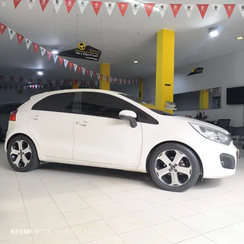 Kia Rio Spice Ub Ex 1.400 4x2 Aut Hb 2014