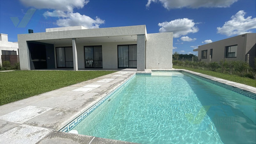 Casa En San Sebastian Laguna
