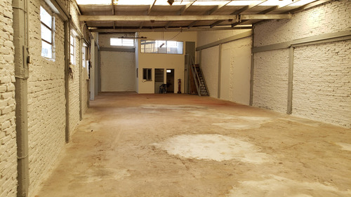 Depósito En Venta Ubicado En Ricardo Rojas, Tigre, G.b.a. Zona Norte