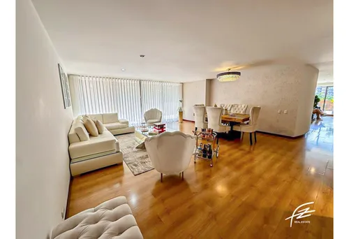 Apartamento En Venta En Los Balsos, Medellín