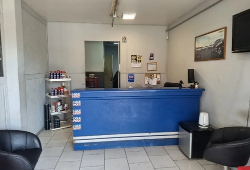 Se Vende Derecho A Llave De Taller Mecánico En Las Condes.