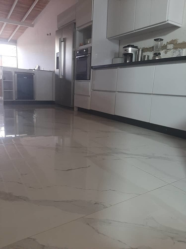 Imagen 5 de 12 de Casa Remodelada En Valle De Oro