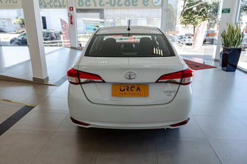 Imagem 4 de 15 de Yaris 1.5 16v Flex Xl Plus Connect Multidrive