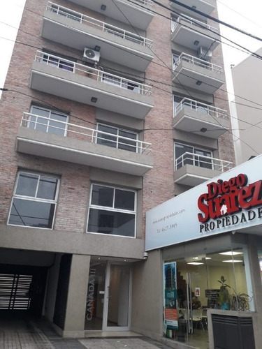 Imagen 1 de 11 de Monoambiente En Venta En Moron Centro