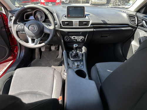 Mazda 3 Hatchback 2016 Itouring