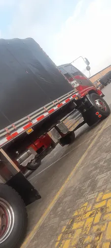 Camión Fsr, Carrocería En Aluminio 7 Metros, Llantas Nuevas.