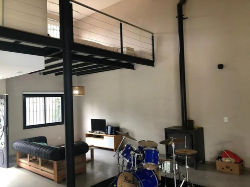 Casa En Venta 3 Amb. En Barrio Links Erratchu- La Union