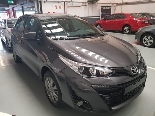 Toyota Yaris 1.5 Xls Mt 4p Sedán 2021 0km