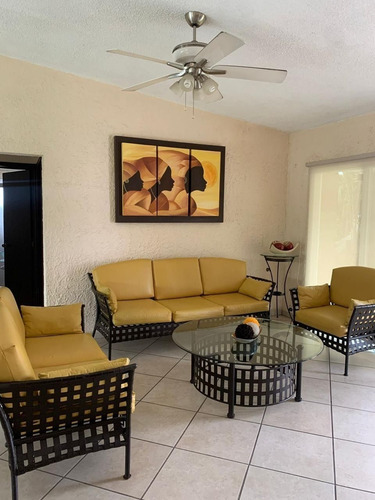 Casa En Renta Lomas De Cocoyoc (canarios)
