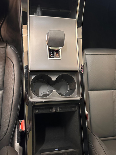 Range Rover Velar Dynamic Se 2025
