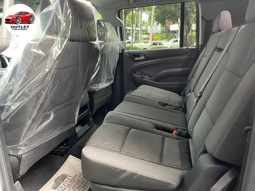 Chevrolet Suburban 5.4 Ls Tela At
