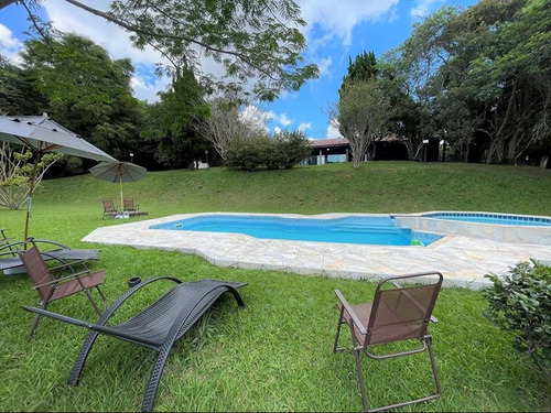 Imagem 4 de 30 de Fazendinha - 3d/1sts Terrea, 2 Lareiras, Piscina, Jardim + Casa Caseiro! - 1983l