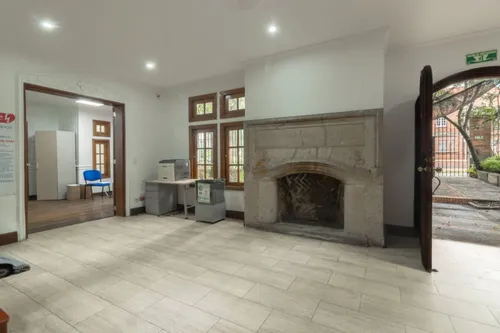 Casa En Venta En Teusaquillo. Cod V15453