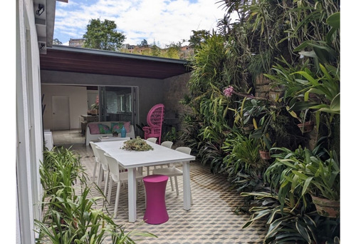 Exclusivo Apartamento En Venta En Alto Hatillo En Calle Cerrada