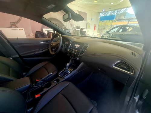 Imagen 21 de 23 de Nuevo Chevrolet Cruze 5 Rs 2023 Automatico 0km 1.4t Smar2