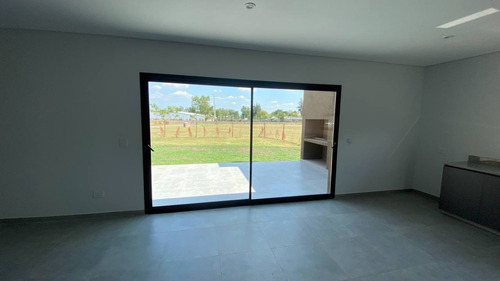 Imagen 22 de 28 de Casa Venta Barrio Privado Santa Emilia | Pilar Del Este | Pilar Zona Norte | G.b.a | Financiación