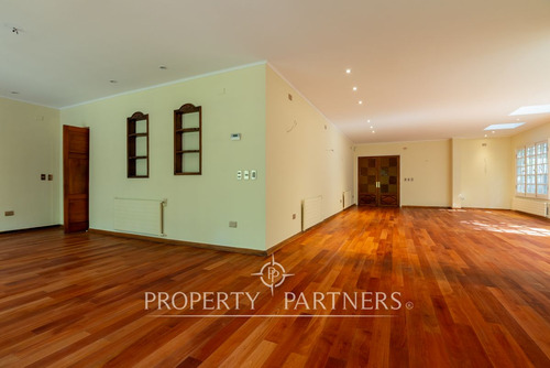 Casa De Lujo Villa María Verbo Divino