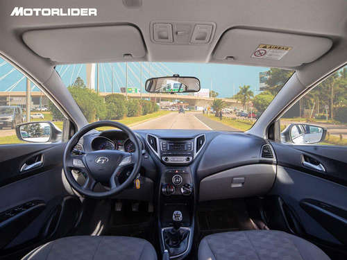 Imagen 9 de 25 de Hyundai Hb20s Comfort Extra Full 1.6 | Permuta / Financia
