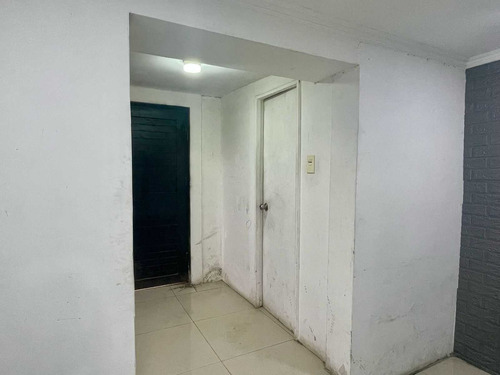 Arriendo Casa Hospital Félix Bulnes. 5 Dorm. (93715)