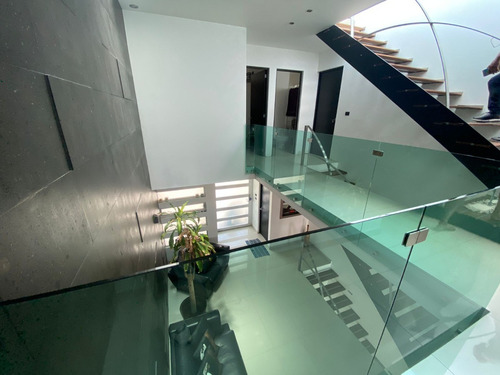 Imagen 3 de 12 de Gran Oportunidad, Remato Casa En Milenio Ill $3,650,000 Precio Normal $4,200,000