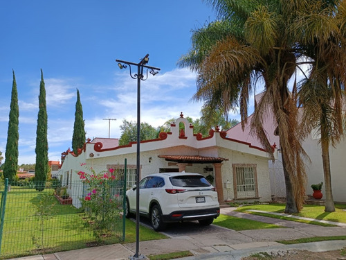 Casa Frente Al Lago Club De Golf Tequisquiapan