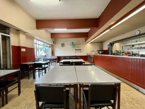 Local En Franklin Esquina Mejico - Emblematico Bar Y Restaurante - 121m2 Totales