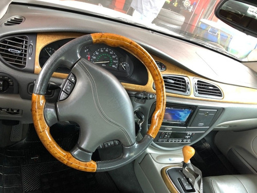 Imagem 3 de 7 de Jaguar S-type 2001/2001