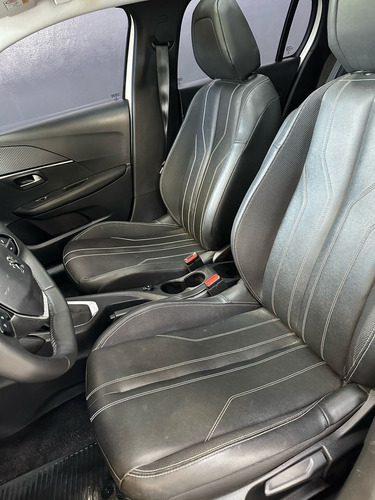 Peugeot 208 1.6 Feline Tiptronic