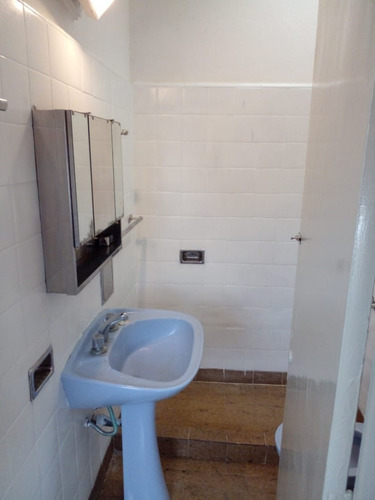 Imagen 8 de 12 de Oportunidad, Venta 2 Ph + Local En Zona Villa Ballester