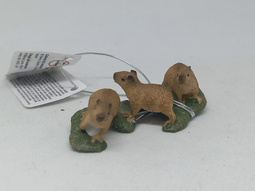 Figura De Crías De Capibara De La Marca Collecta (Usado)