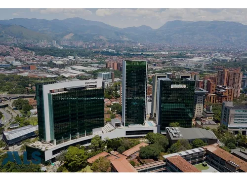 Vive Con Lujo Y Comodidad En El Corazón De Medell...(mls#254203)