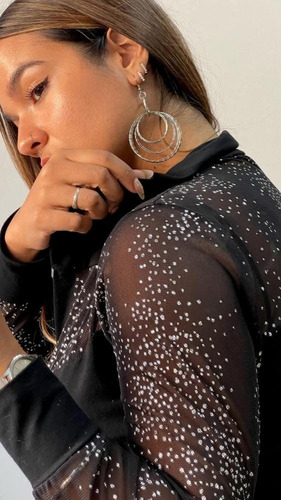Blusa Hermosa Y Delicada Con Brillos Y Tull Camisa