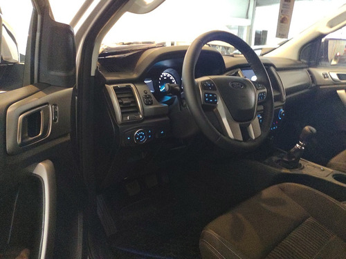 Imagen 23 de 25 de Ford Ranger 4x2 Cd 3.2 Xlt Mt Entrega Inmediata!