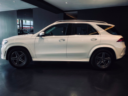 Imagen 3 de 14 de Mercedes Benz Gle 450 Suv 4*4 At Cuero 2023 - 0km Blanco