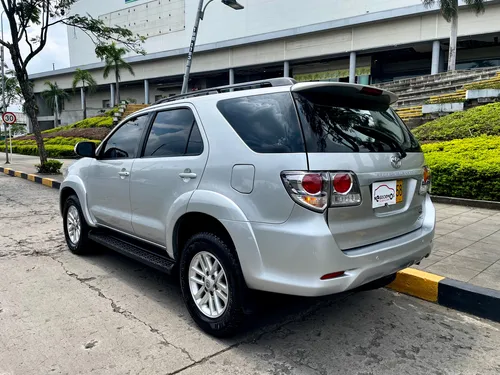 Toyota Fortuner 2.7l 4x4