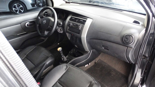 Nissan Livina 1.6 S 2012 Flex 5p + Couro + Gas