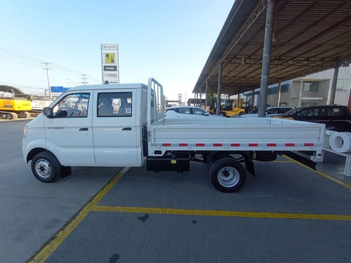 Kyc X5 Plus 2.0 Cabina Doble Gasolina 4x2 E6