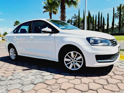 Imagen 6 de 15 de Volkswagen Vento 2019 2.0 Confortline Mt