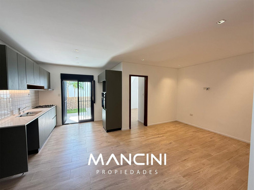 Ph En Venta De 5 Ambientes Con Cochera - Villa Ballester