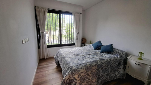 Casa En Venta - 3 Dormitorios 3 Baños - 715mts2 - Pilar