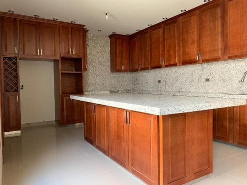 Imagen 8 de 10 de Casa Sola En Venta Frac. Linda Vista Residencial