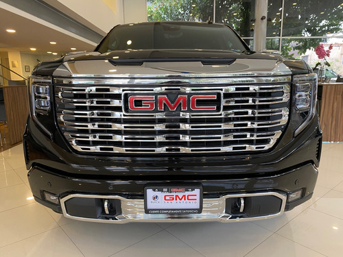 GMC Sierra 6.2 V8 Denali