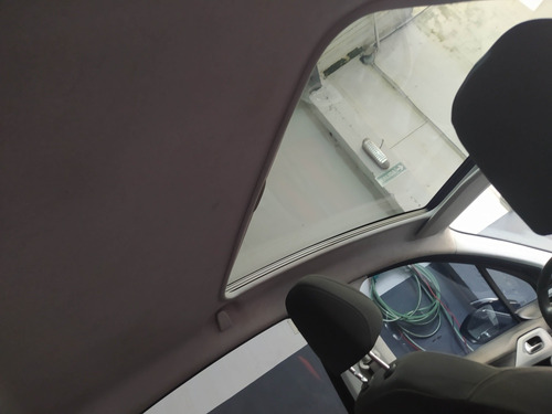 Imagen 8 de 17 de Peugeot 208 2013 Techo